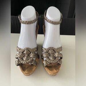 CHRISTIAN LOUBOUTIN SILVER ANKLE STRAP WEDGE HEEL EU 39 US 9